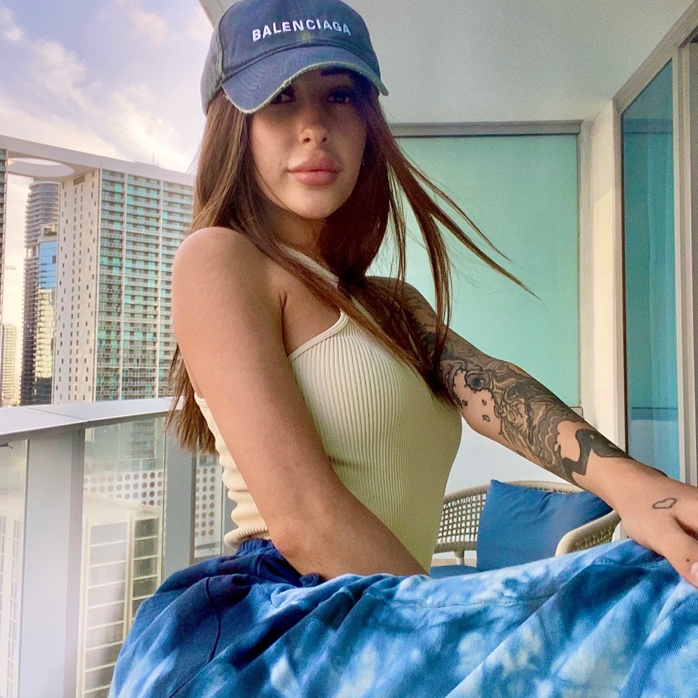 Meet your Posher, Shay